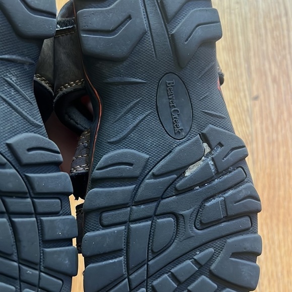 Beaver Creek Brown Sandals - Picture 2 of 2